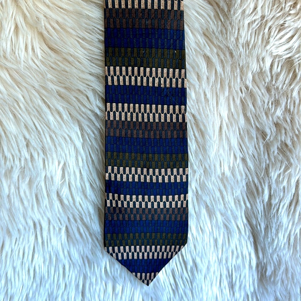 African Textile green and navy men’s silk tie